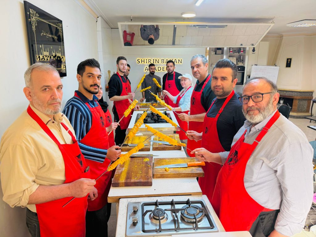 آموزش کباب زنی و تخته کاری | کلاس تخصصی و حرفه ای در تهران 1