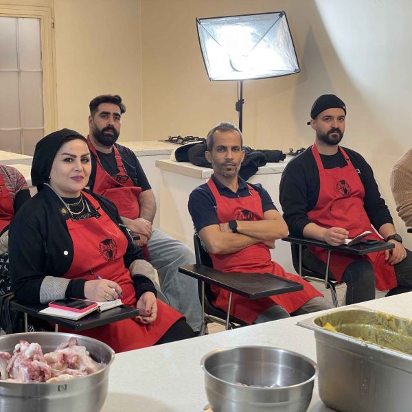کلاس آموزش کباب زنی و تخته کاری